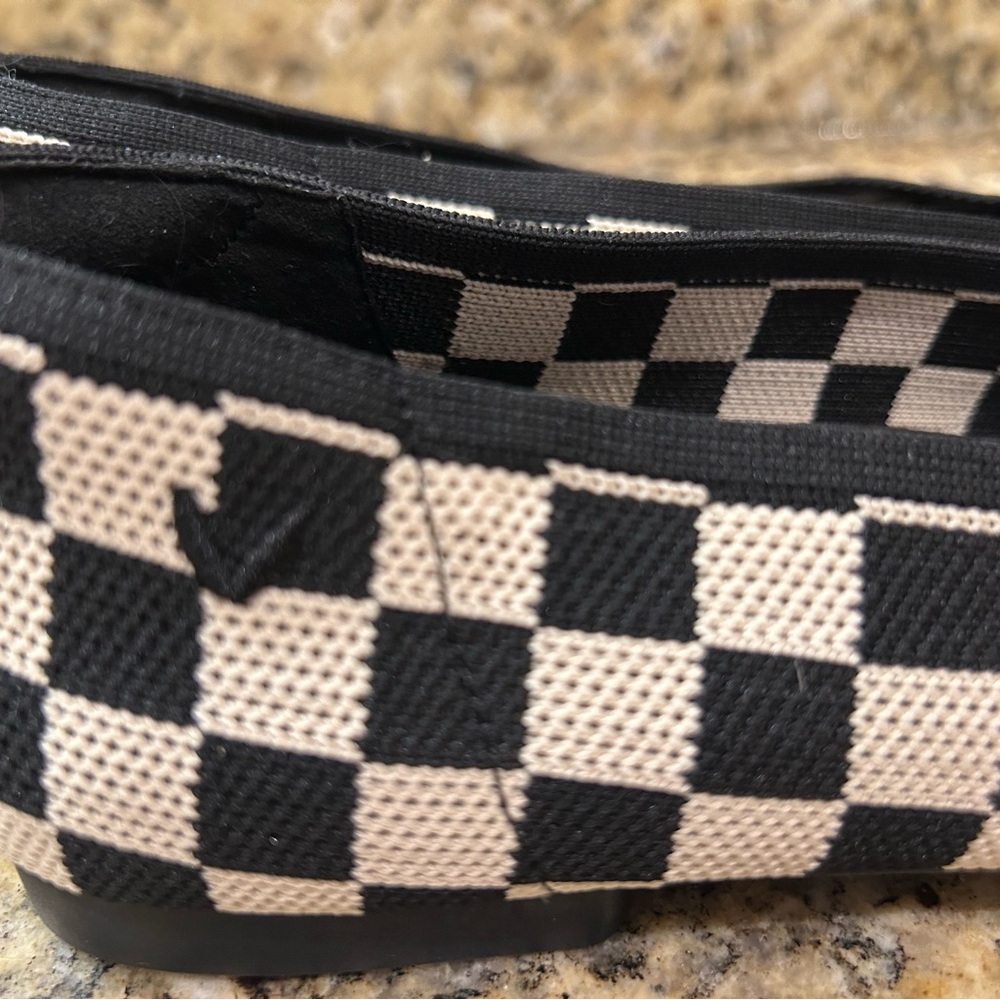 Vivaia Margot Checkered Flat - Picture 3 of 6
